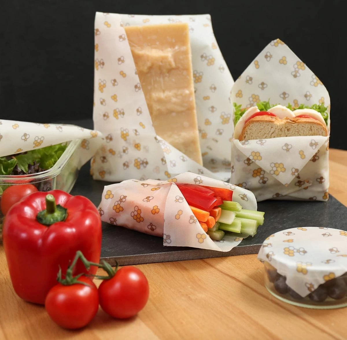 Amazy Bijenwasdoekjes (Set Van 7) - Gemaakt Van 100% Natuurlijke Bijenwas | Duurzaam Alternatief Voor Huishoudfolie En Aluminiumfolie - Voor Fruit, Groenten, Brood, Kaas En Ander Voedsel | Gecertificeerd - Afbeelding 2