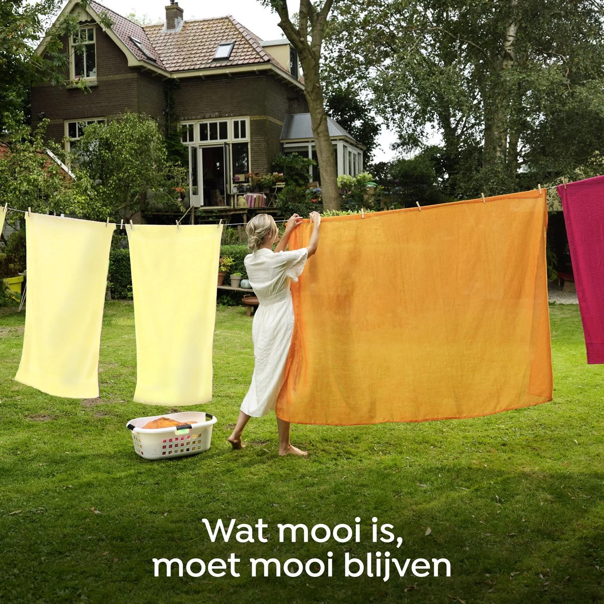 Robijn Classics Passiebloem & Bergamot Wasverzachter - 4 X 30 Wasbeurten - Voordeelverpakking - Afbeelding 2