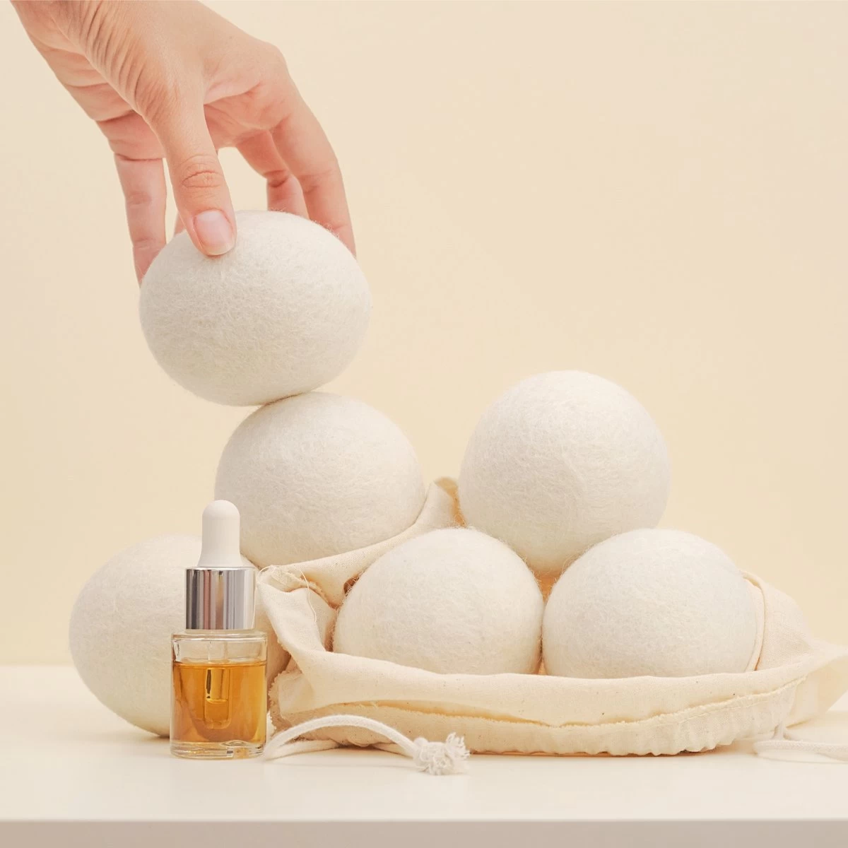 Apeiron Drogerballen - Droogballen - 6 XL Wasbollen - Droger - Duurzaam - Wasmachine - Wasverzachter - Energie Besparen - Zero Waste - Schapenvacht - Wol - Afbeelding 3